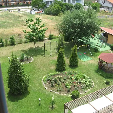 Chateau Aheloy Апартхотел 3*