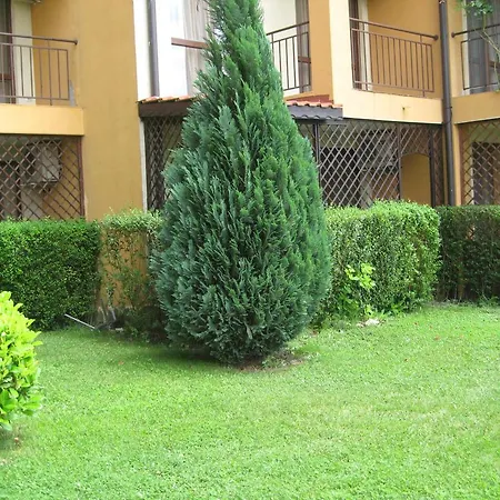 Апартхотел Chateau Aheloy