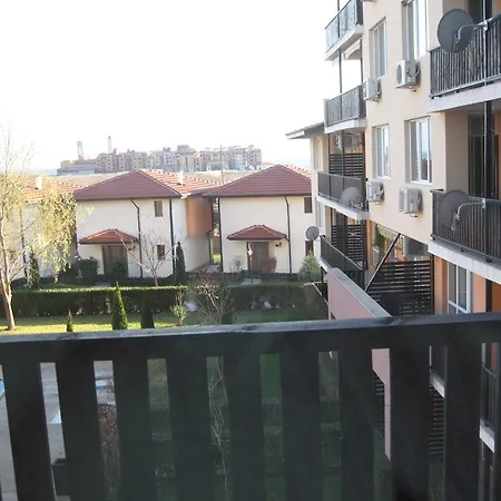 Chateau Aheloy Апартхотел Поморие