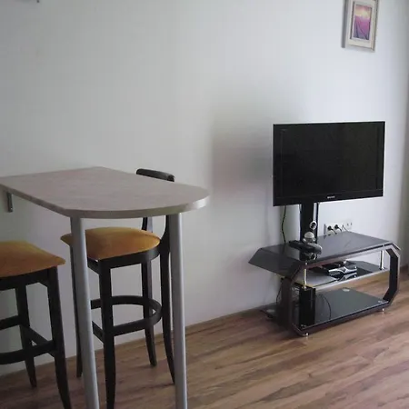Chateau Aheloy Hotel apartamentowy