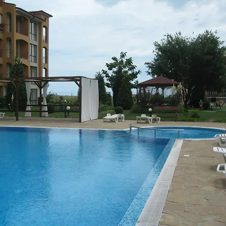Hotel apartamentowy Chateau Aheloy 3*
