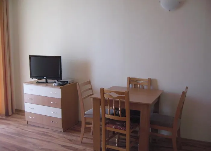 Aparthotel Chateau Aheloy Pomorie