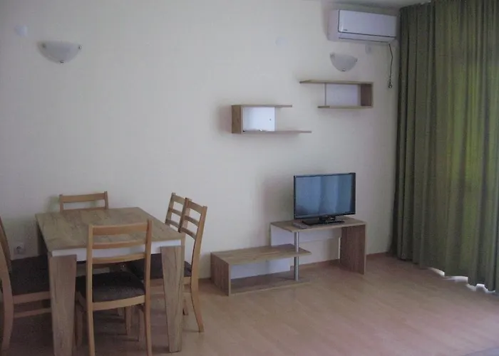 Chateau Aheloy Pomorie