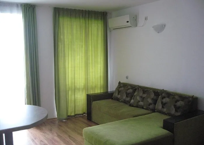 Chateau Aheloy Поморие