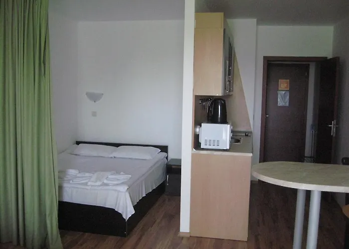 Chateau Aheloy Апарт-отель